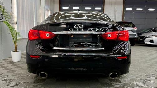 2014 INFINITI Q50 Premium