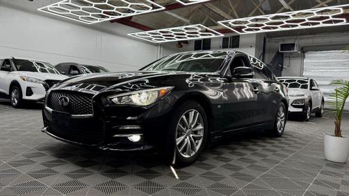 2014 INFINITI Q50 Premium