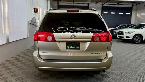 2006 Toyota Sienna LE