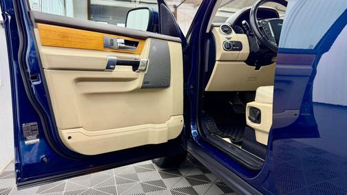 2012 Land Rover LR4 Base