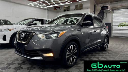 2020 Nissan Kicks SR