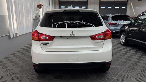 2017 Mitsubishi Outlander Sport 2.0 LE