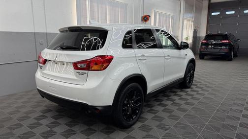 2017 Mitsubishi Outlander Sport 2.0 LE