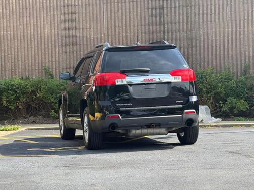Black 2015 GMC Terrain SLE-2