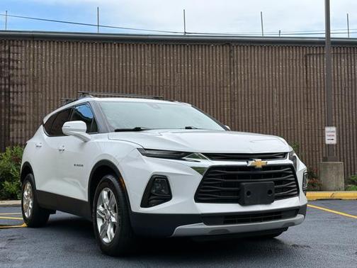 Summit White 2021 Chevrolet Blazer 2LT