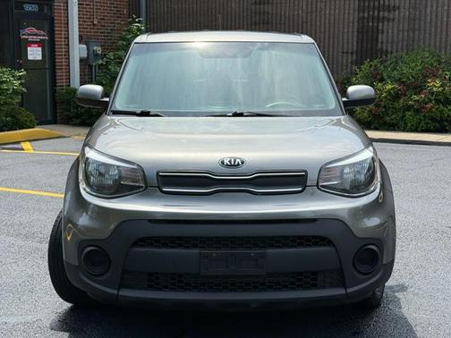 Titanium Gray 2018 Kia Soul Base