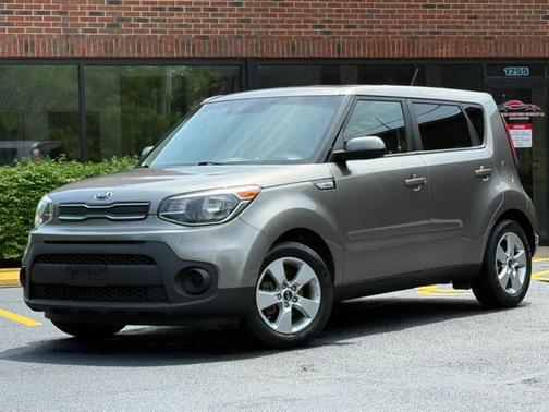 Titanium Gray 2018 Kia Soul Base