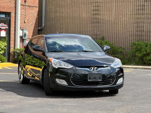 Ultra Black 2016 Hyundai Veloster Base