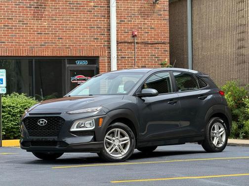 Thunder Gray 2020 Hyundai KONA SE