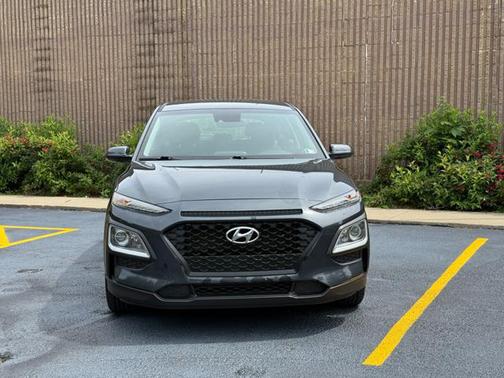 Thunder Gray 2020 Hyundai KONA SE