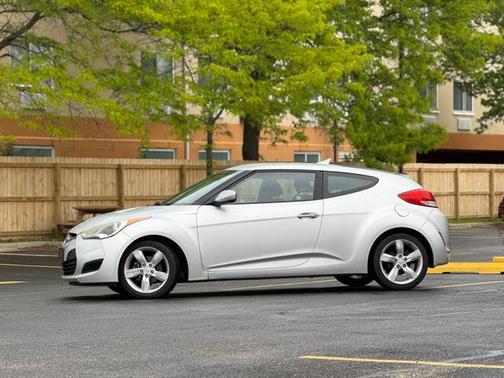 Ironman Silver Metallic 2015 Hyundai Veloster Base