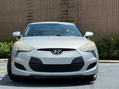 Ironman Silver Metallic 2015 Hyundai Veloster Base