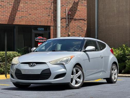 Ironman Silver Metallic 2015 Hyundai Veloster Base