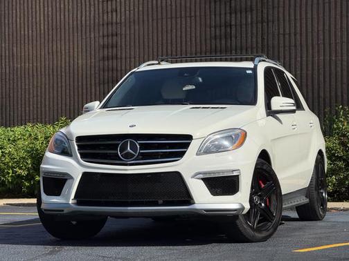 White 2012 Mercedes-Benz M-Class 4MATIC