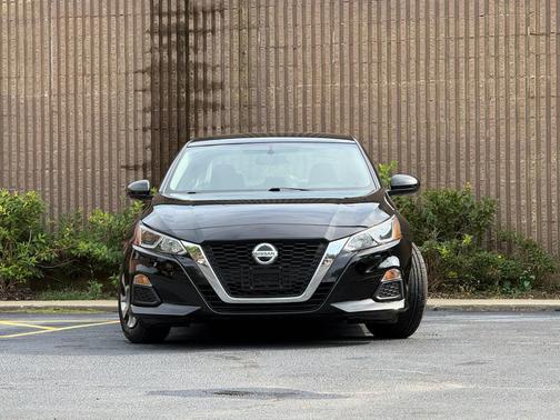 Super Black 2020 Nissan Altima S FWD