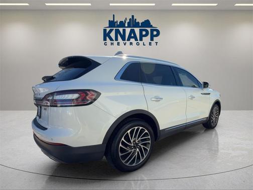 2020 Lincoln Nautilus Reserve