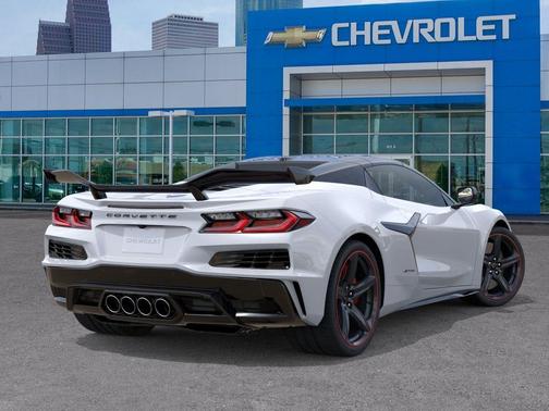 Arctic White 2025 Chevrolet Corvette Z06