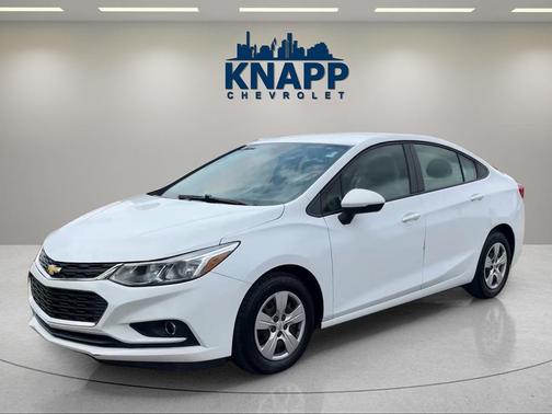 Summit White 2018 Chevrolet Cruze LS