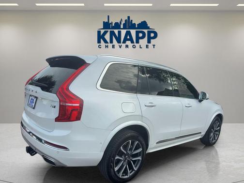 Ice White 2021 Volvo XC90 T6 Inscription 7 Passenger
