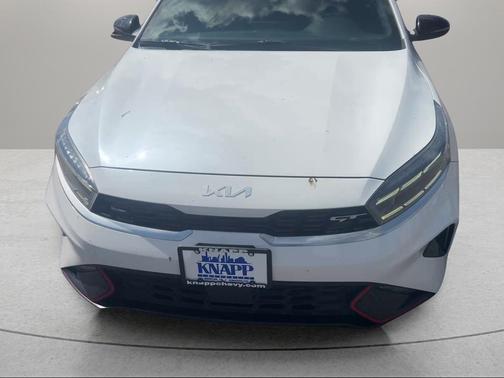 Snow White Pearl 2022 Kia Forte GT