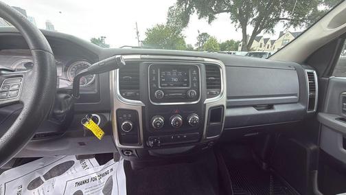 Bright White Clearcoat 2018 RAM 3500 SLT