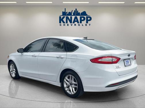 Oxford White 2015 Ford Fusion SE