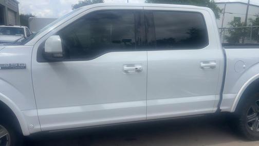 Oxford White 2019 Ford F-150 Lariat