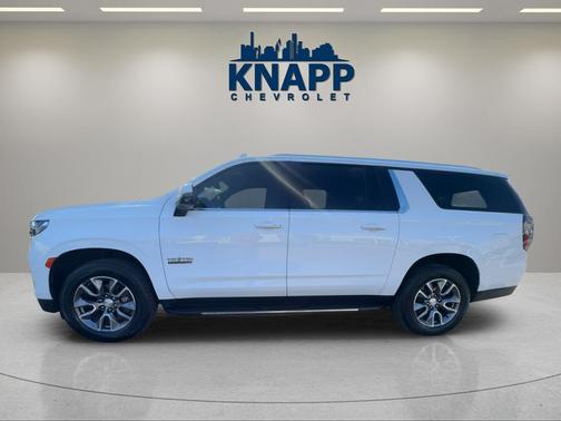 Summit White 2024 Chevrolet Suburban LT