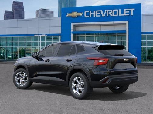 Mosaic Black Metallic 2026 Chevrolet Trax LS