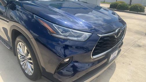 Blueprint 2025 Toyota Highlander Platinum