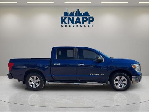 2018 Nissan Titan SV