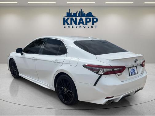 2022 Toyota Camry Hybrid XSE