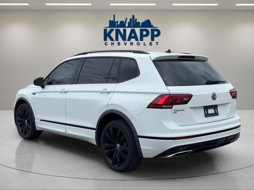 Pure White 2021 Volkswagen Tiguan 2.0T SE R-Line Black