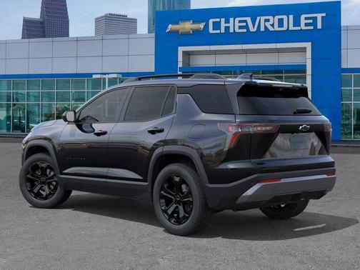 Mosaic Black Metallic 2026 Chevrolet Equinox LT