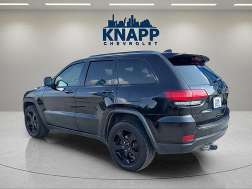 Diamond Black 2019 Jeep Grand Cherokee Laredo