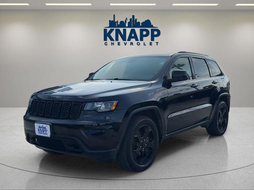 Diamond Black 2019 Jeep Grand Cherokee Laredo