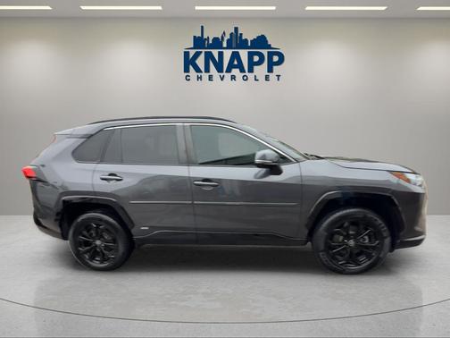 2022 Toyota RAV4 Hybrid SE