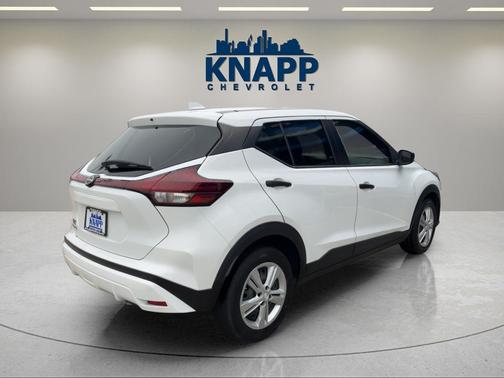 2023 Nissan Kicks S
