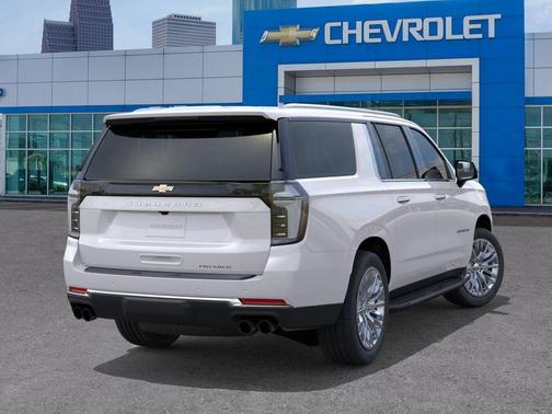 Iridescent Pearl Tricoat 2025 Chevrolet Suburban Premier