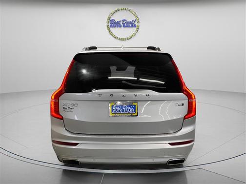 2018 Volvo XC90 T6 Momentum