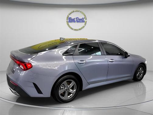 2021 Kia K5 LX