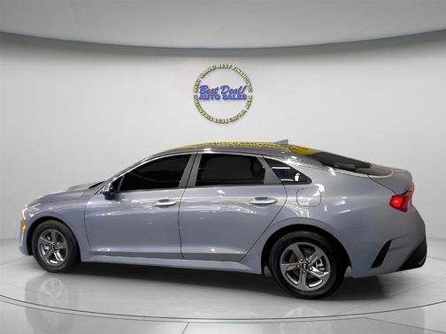 2021 Kia K5 LX
