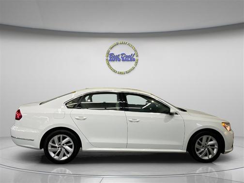 2018 Volkswagen Passat SE