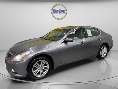 2013 INFINITI G37x Base