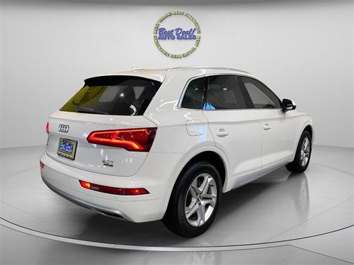 2018 Audi Q5 2.0T Premium Plus