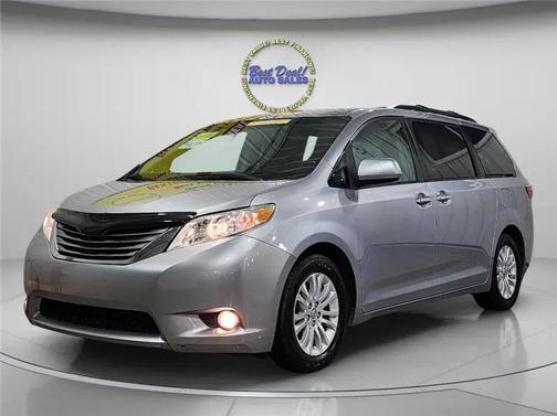 2017 Toyota Sienna XLE