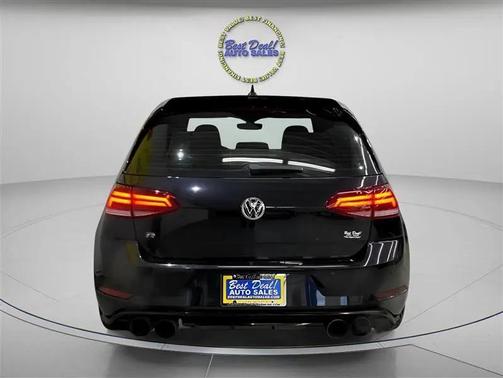 2018 Volkswagen Golf R 2.0T DSG