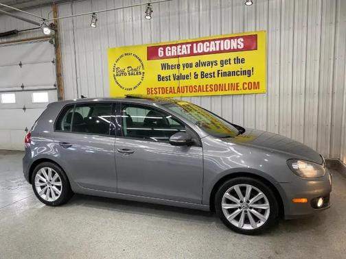 United Gray Metallic 2014 Volkswagen Golf TDI