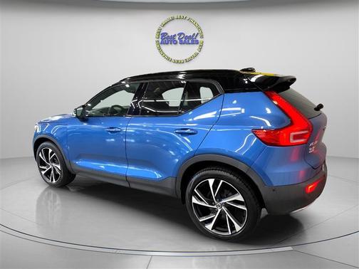 2019 Volvo XC40 T5 R-Design
