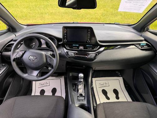 RED 2019 Toyota C-HR XLE